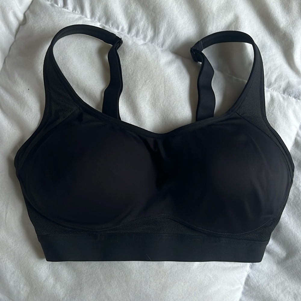 all in motion 34D convertible sports bra
